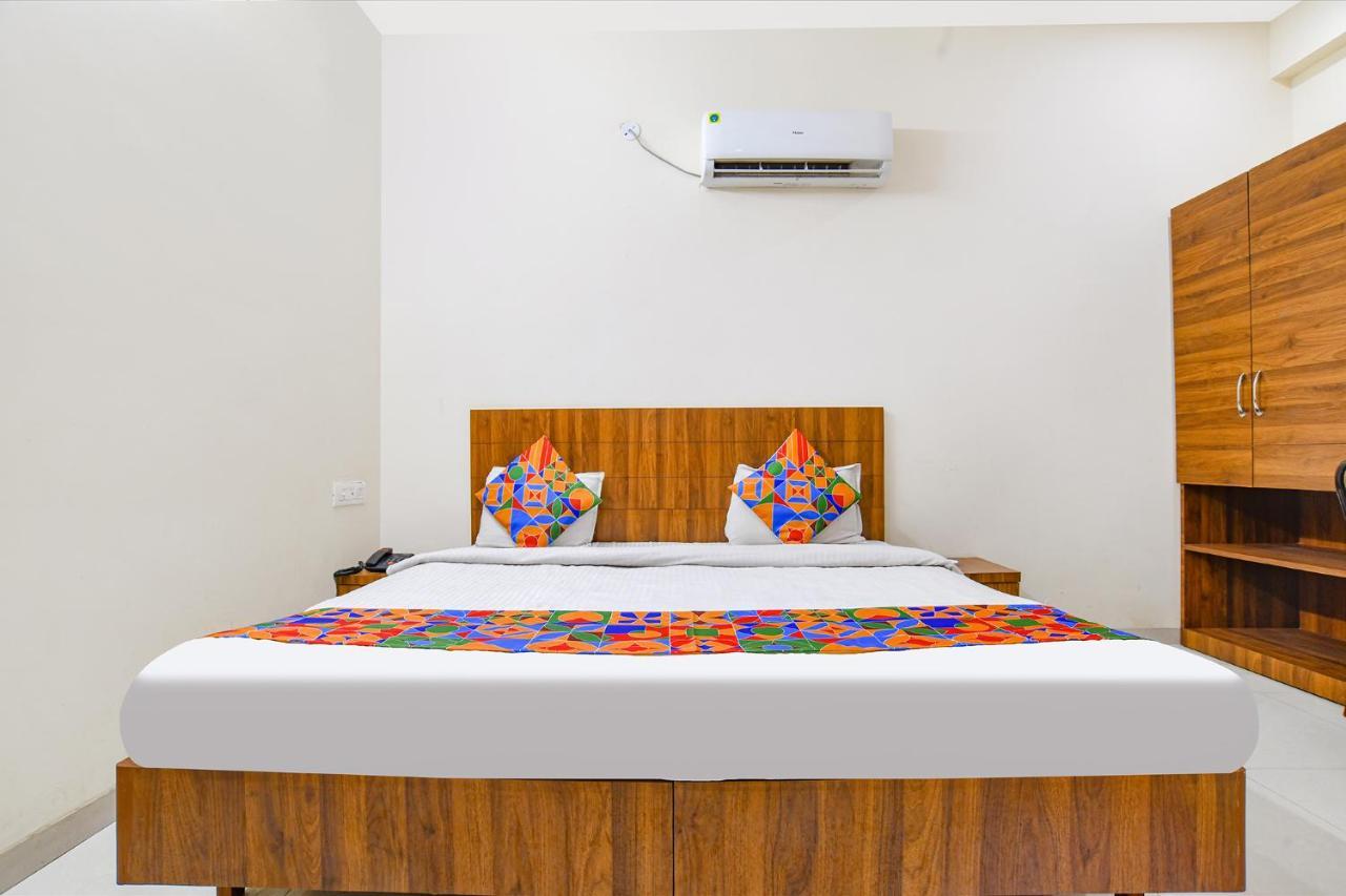 Fabhotel 44 The M'bience Hotel Indore